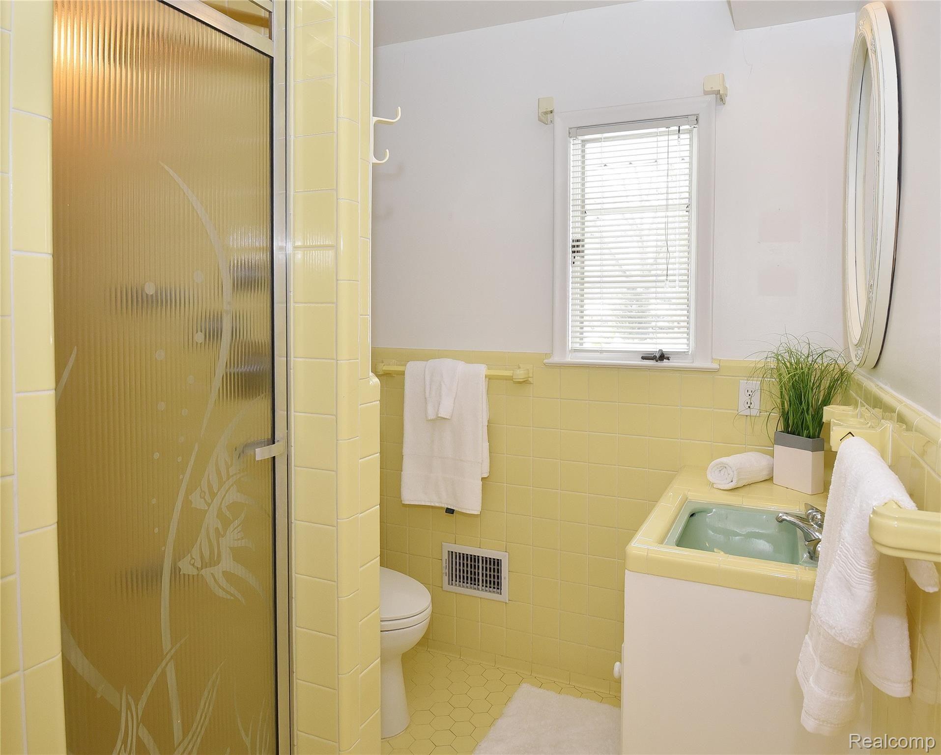 6845 Halyard Road Bloomfield Hills, MI 48301 - Photo 18 of 32 6845 Halyard_18.JPG