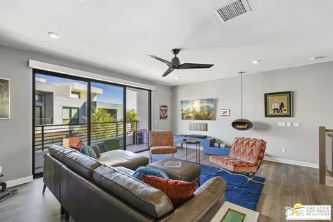 $869,000 | 467 Huddle Spgs Way, Palm Springs, CA 92264