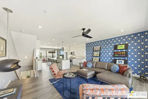 $869,000 | 467 Huddle Spgs Way, Palm Springs, CA 92264