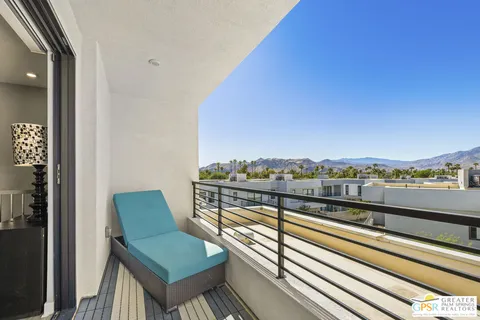 $869,000 | 467 Huddle Spgs Way, Palm Springs, CA 92264