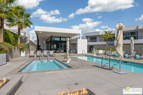 $869,000 | 467 Huddle Spgs Way, Palm Springs, CA 92264