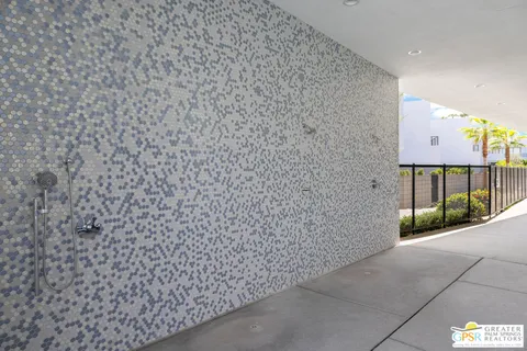 $869,000 | 467 Huddle Spgs Way, Palm Springs, CA 92264