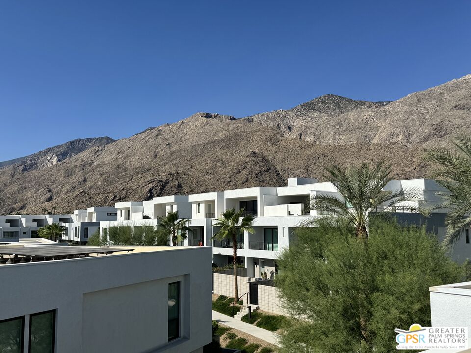 467 Huddle Spgs Way Palm Springs, CA 92264 - Photo 46 of 48 a view of a house with a mountain in the background