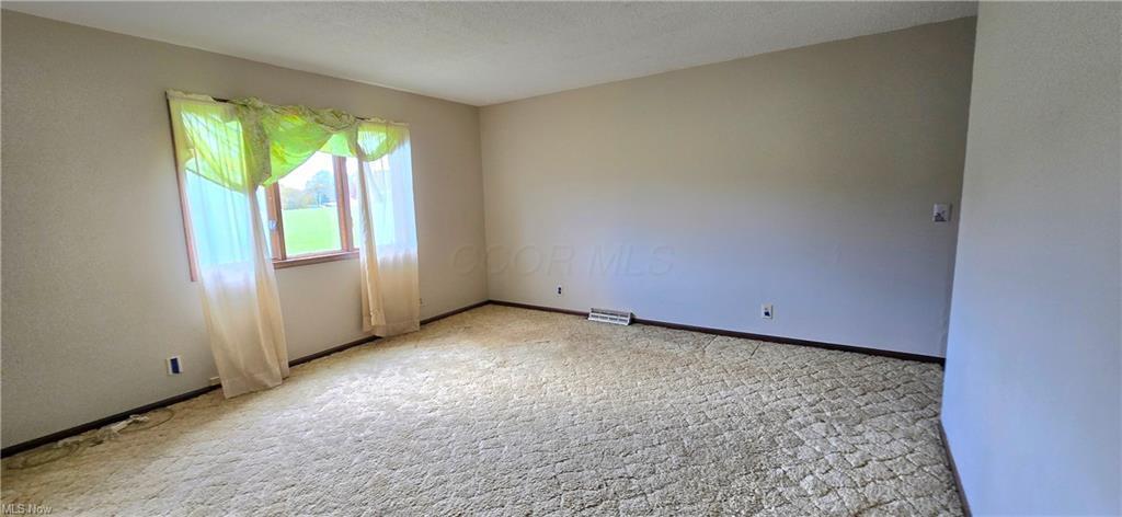 2625 Thompson Run Road Zanesville, OH 43701 - Photo 21 of 50 GetMedia.ashx-30