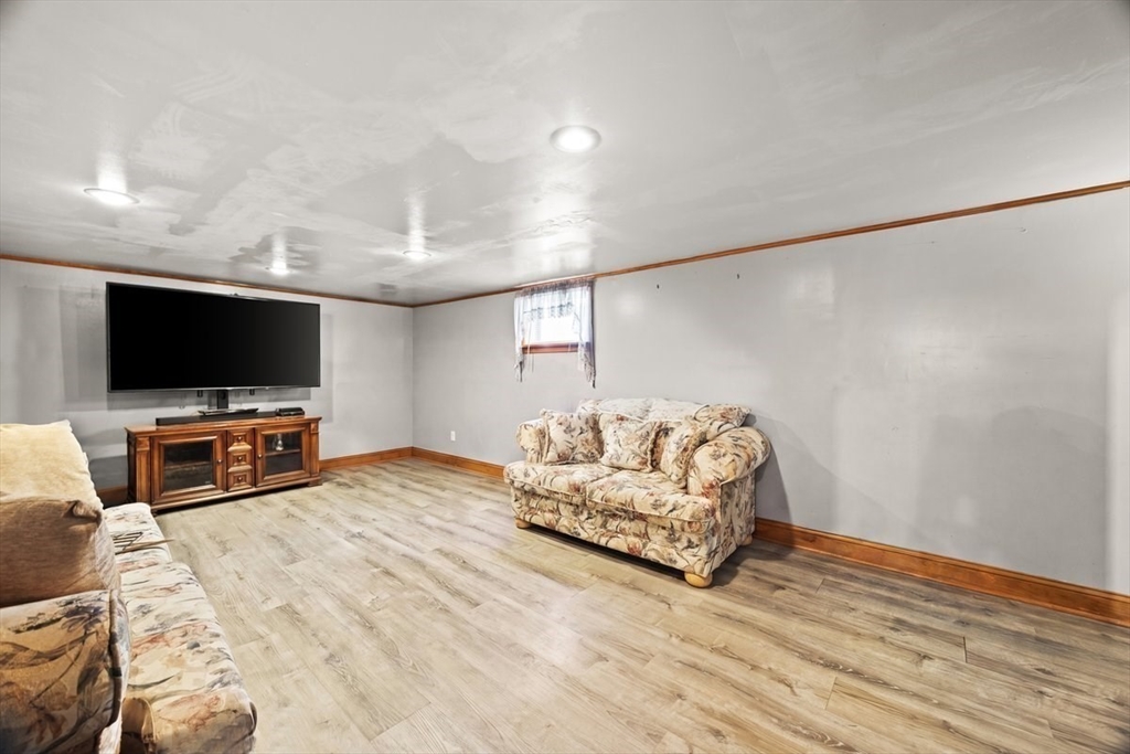 7 Hopewell Road Boston, MA 02136 - Photo 13 of 24 Gallery Image 13