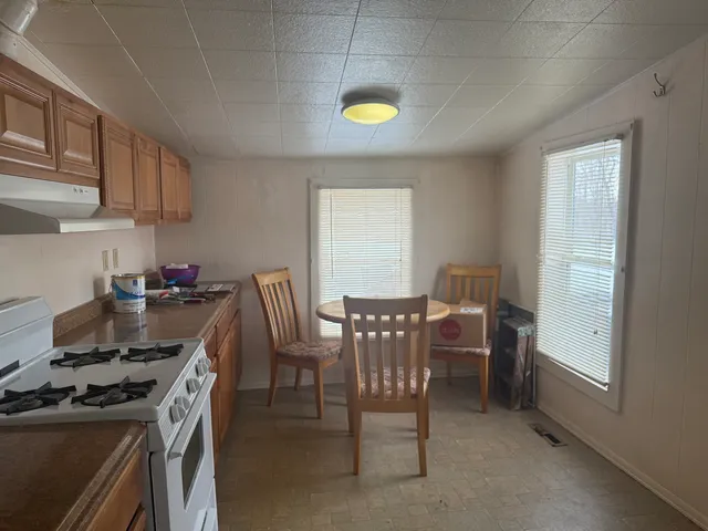 $159,900 | 907 Center Street, McHenry, IL 60050