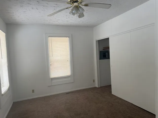 $159,900 | 907 Center Street, McHenry, IL 60050