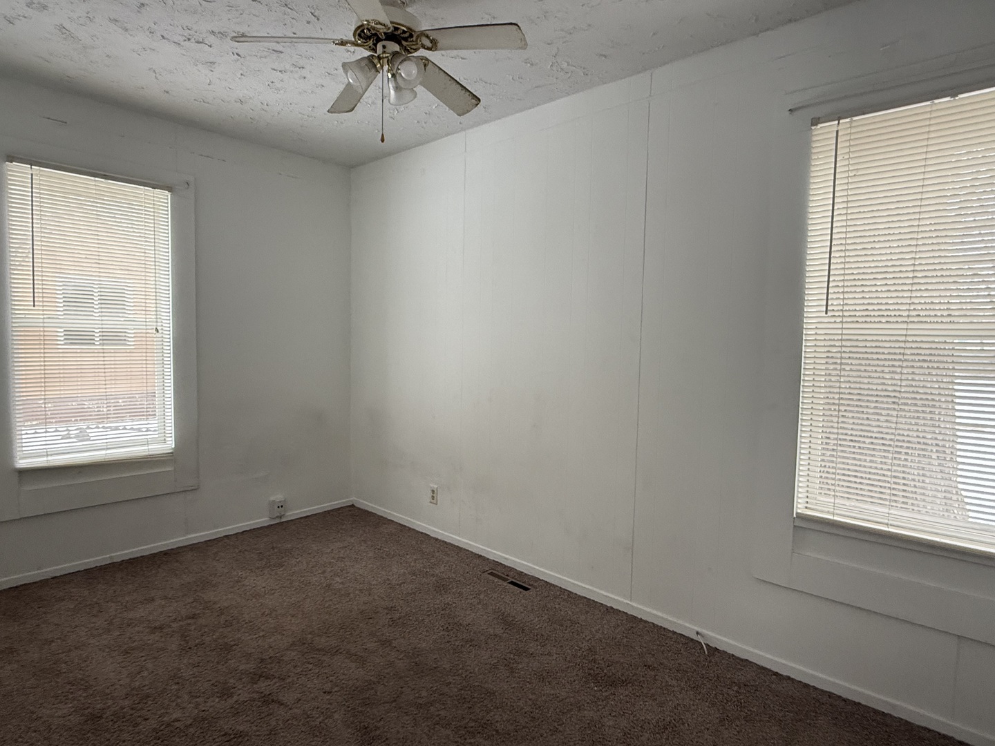 907 Center Street McHenry, IL 60050 - Photo 8 of 13