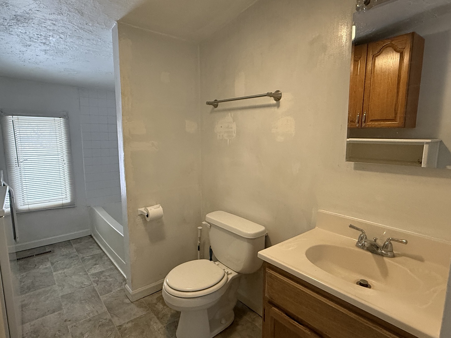 907 Center Street McHenry, IL 60050 - Photo 9 of 13