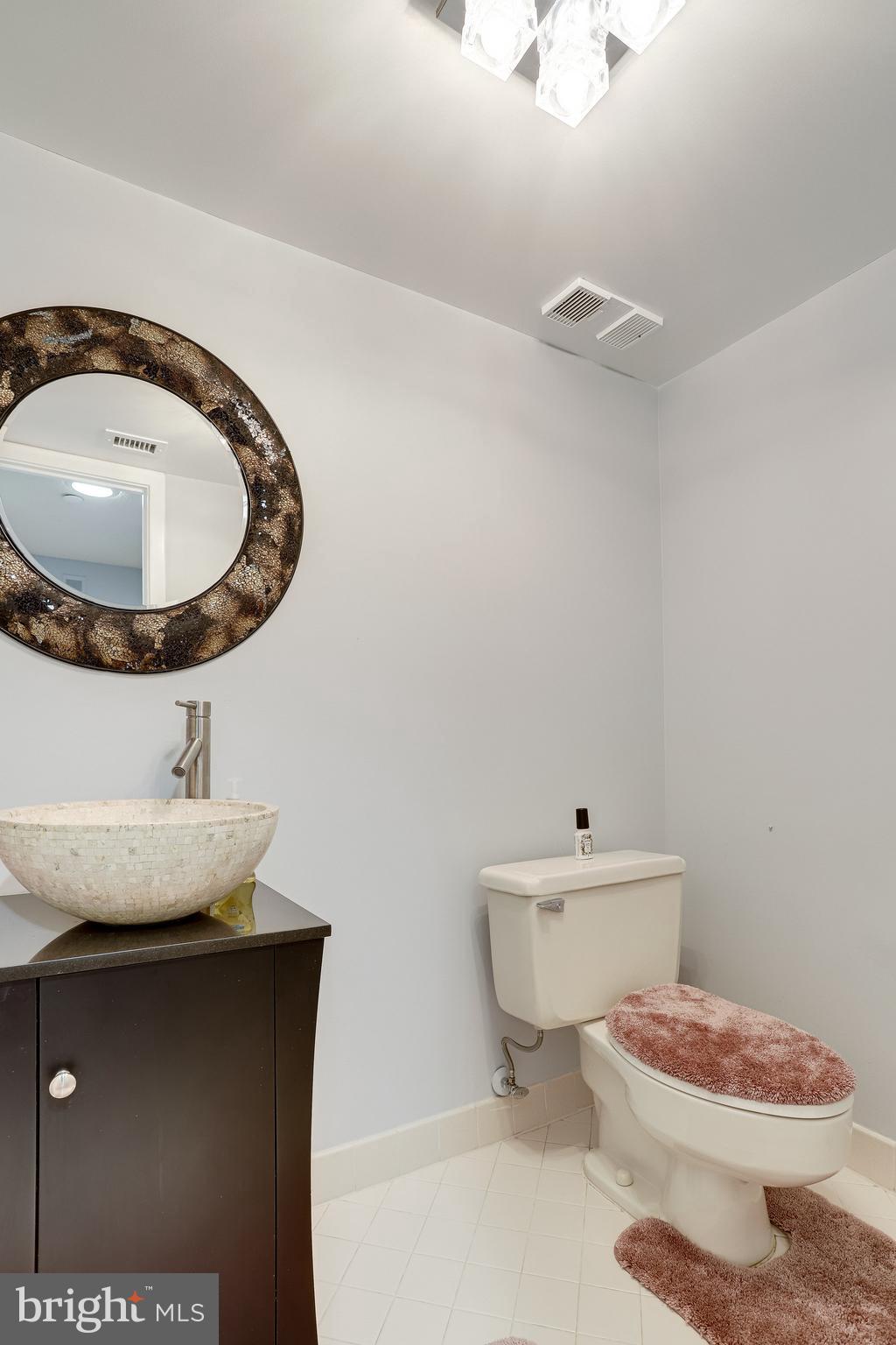5501 Seminary Road, Unit 105S Falls Church, VA 22041 - Photo 10 of 34 Powder Room for guests