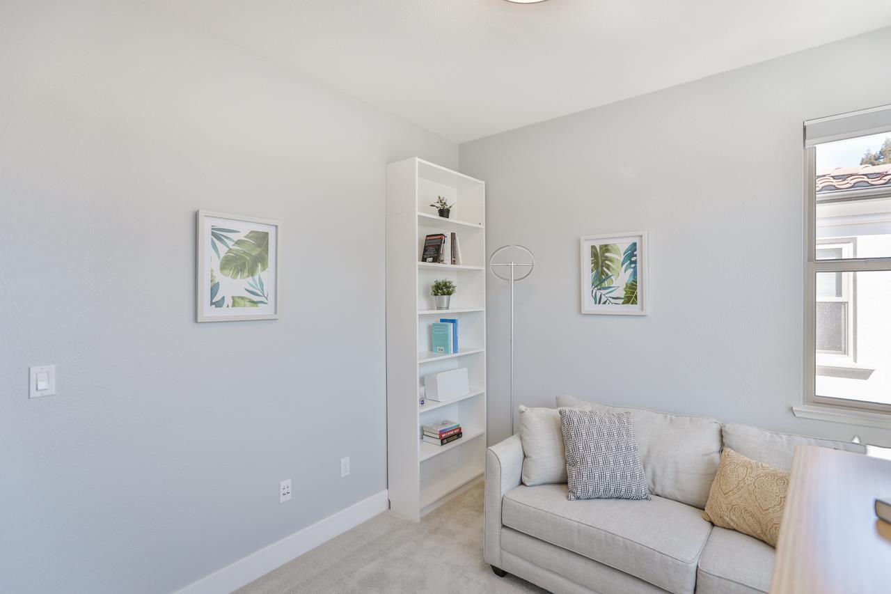 313 Cherokee Loop Mountain View, CA 94043 - Photo 24 of 43 Gallery Image 24