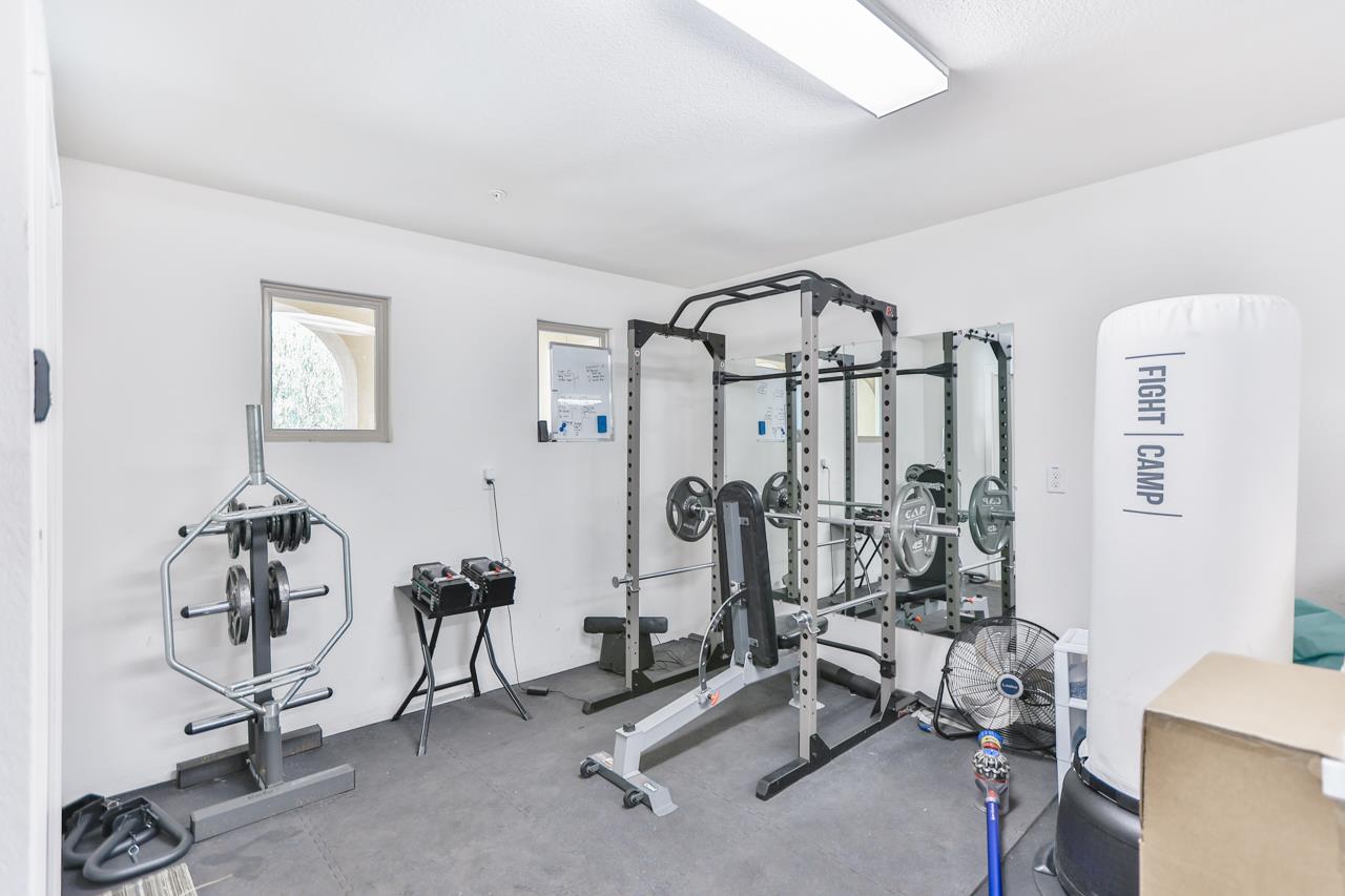 313 Cherokee Loop Mountain View, CA 94043 - Photo 29 of 43 Gallery Image 29