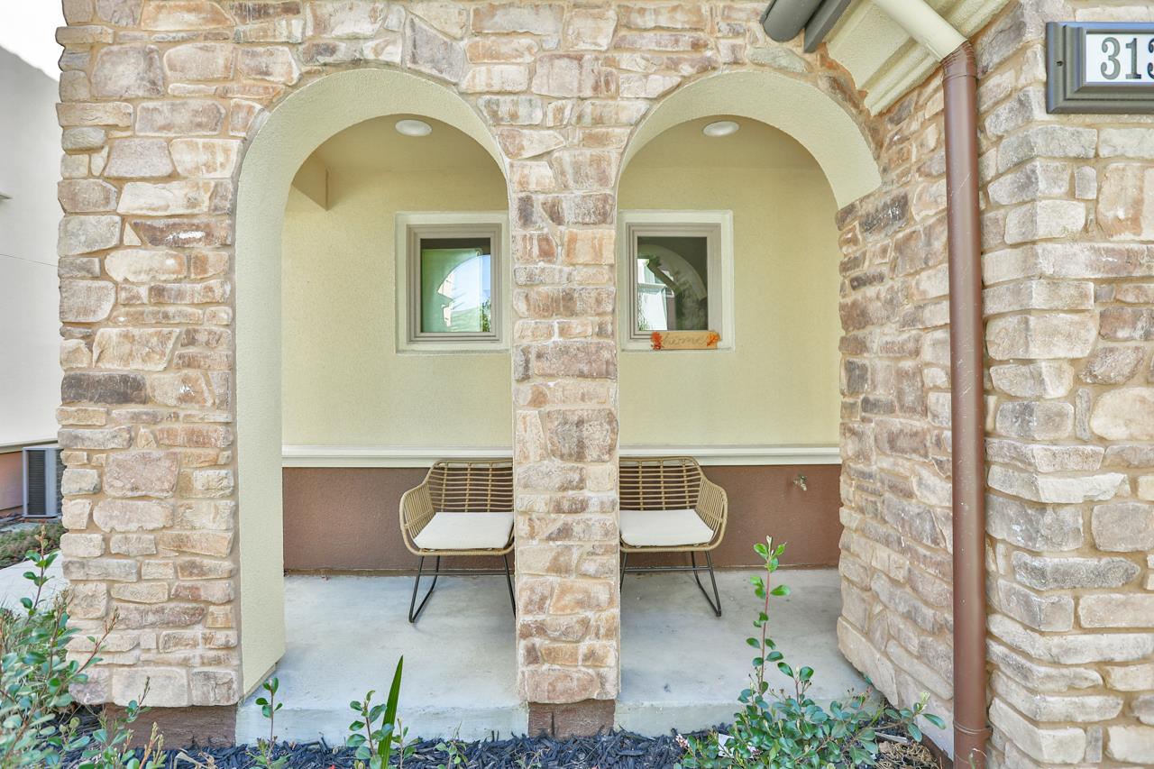313 Cherokee Loop Mountain View, CA 94043 - Photo 31 of 43 Gallery Image 31