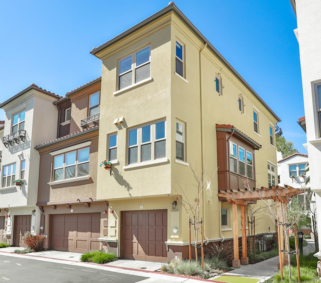 313 Cherokee Loop Mountain View, CA 94043 - Photo 4 of 43 Gallery Image 4