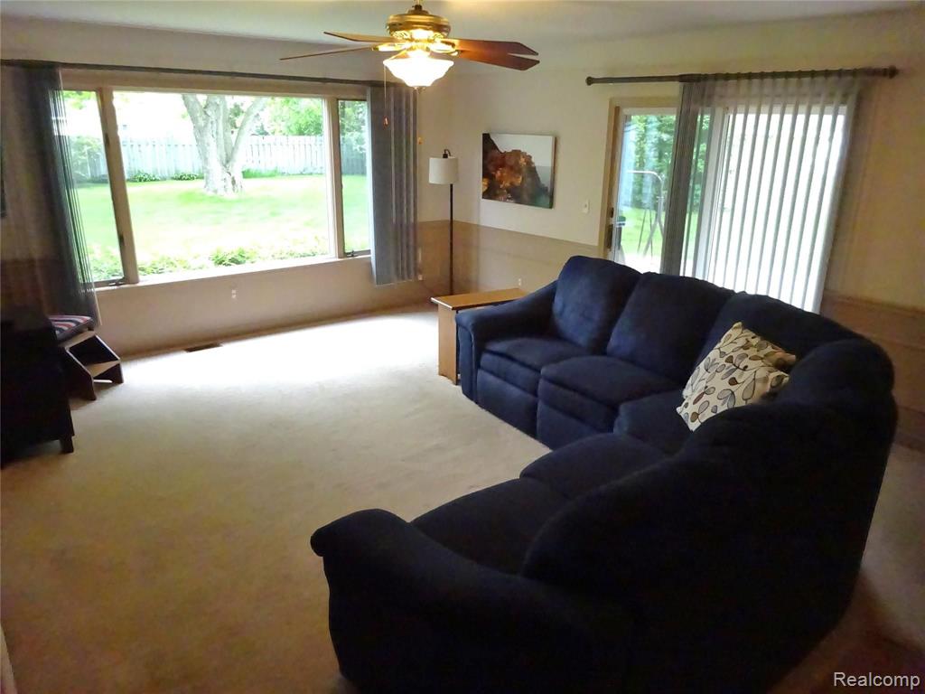 3760 John R Road Rochester Hills, MI 48307 - Photo 13 of 27