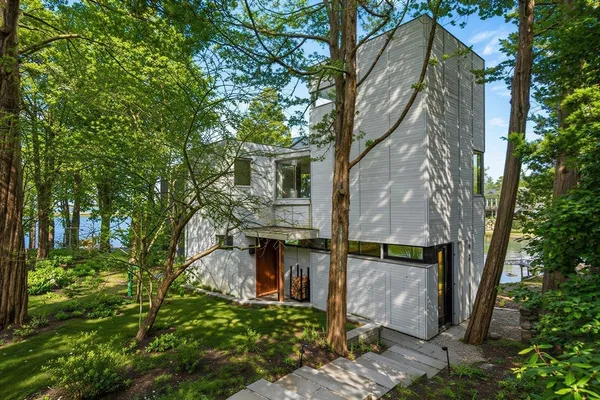 $1,895,000 | 45 Lufkin Point Road, Essex, MA 01929