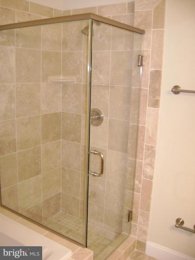923 10th Street Northeast Washington, DC 20002 - Photo 3 of 20 Bath #1