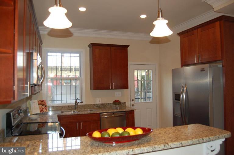923 10th Street Northeast Washington, DC 20002 - Photo 9 of 20 Kitchen