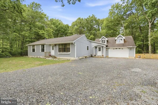 $335,000 | 6 Carvel Avenue, Absecon, NJ 08205