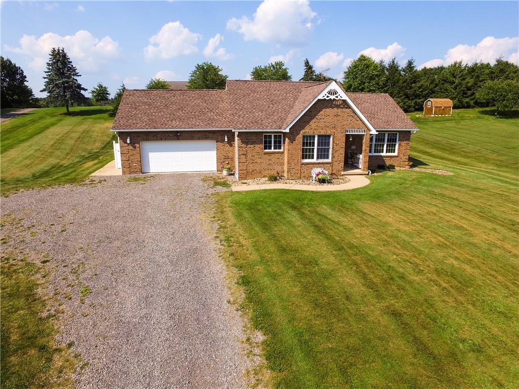 156 East Brewster Road Butler, PA 16001 - Photo 5 of 23 Gallery Image 5