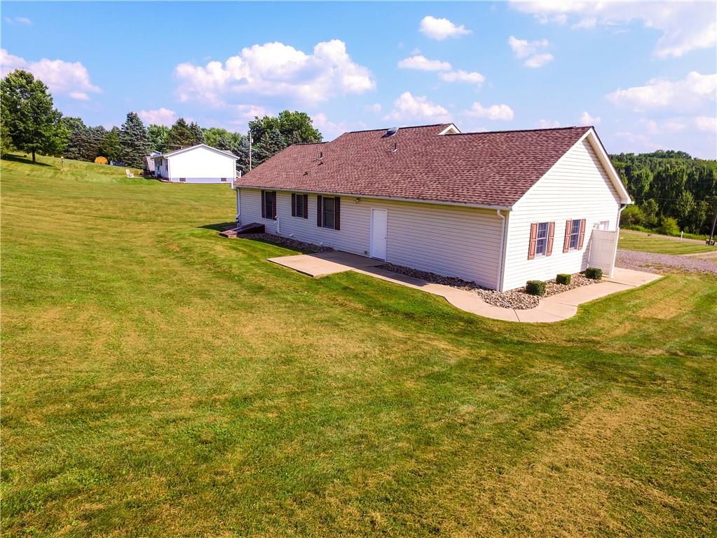 156 East Brewster Road Butler, PA 16001 - Photo 6 of 23 Gallery Image 6