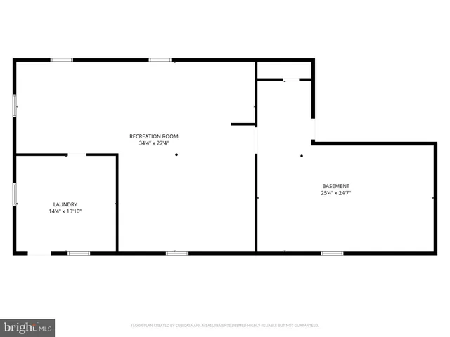 a view of backyard with green space