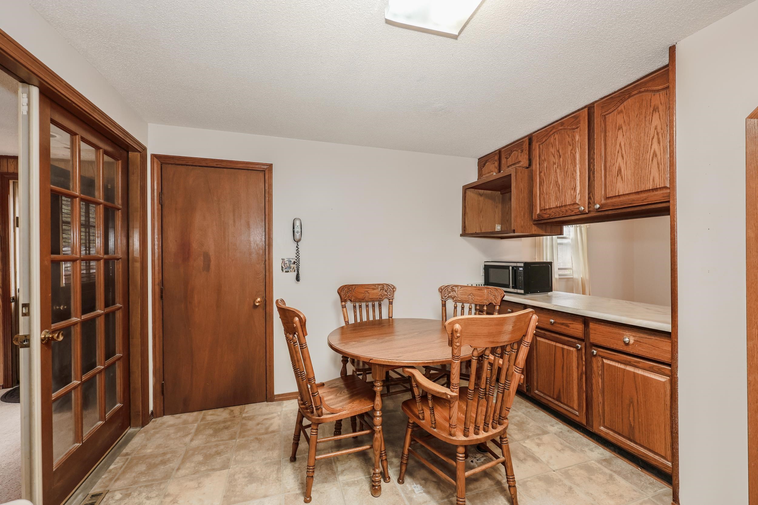 37 Country Club Lane Merrimack, NH 03054 - Photo 7 of 33