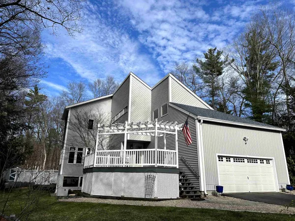 $945,000 | 6 Haines Terrace, Merrimack, NH 03054
