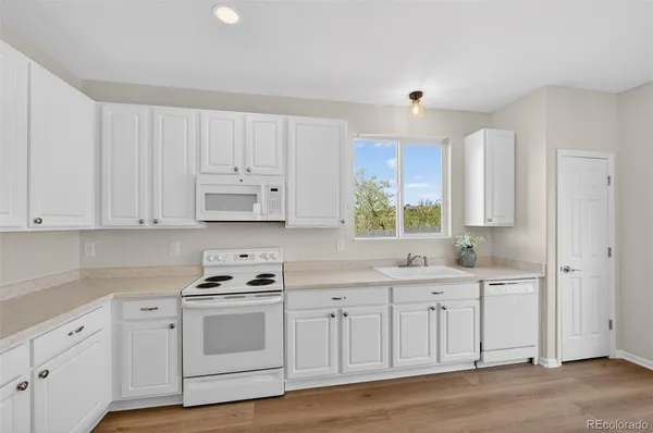 $495,000 | 19563 East Hollow Creek Drive, Parker, CO 80134