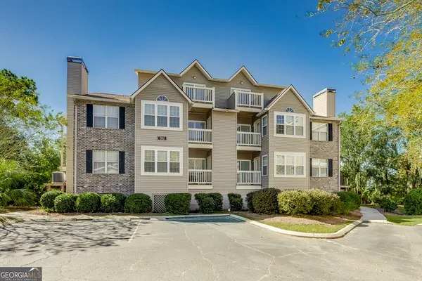 $189,000 | 12300 Apache Avenue, Unit 704, Savannah, GA 31419