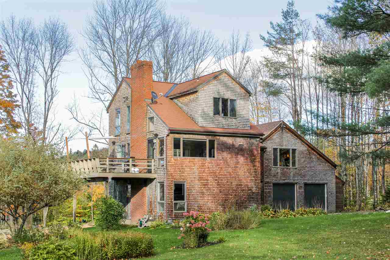 569 Dean's Mountain Road Moretown, VT 05660 - Photo 2 of 34