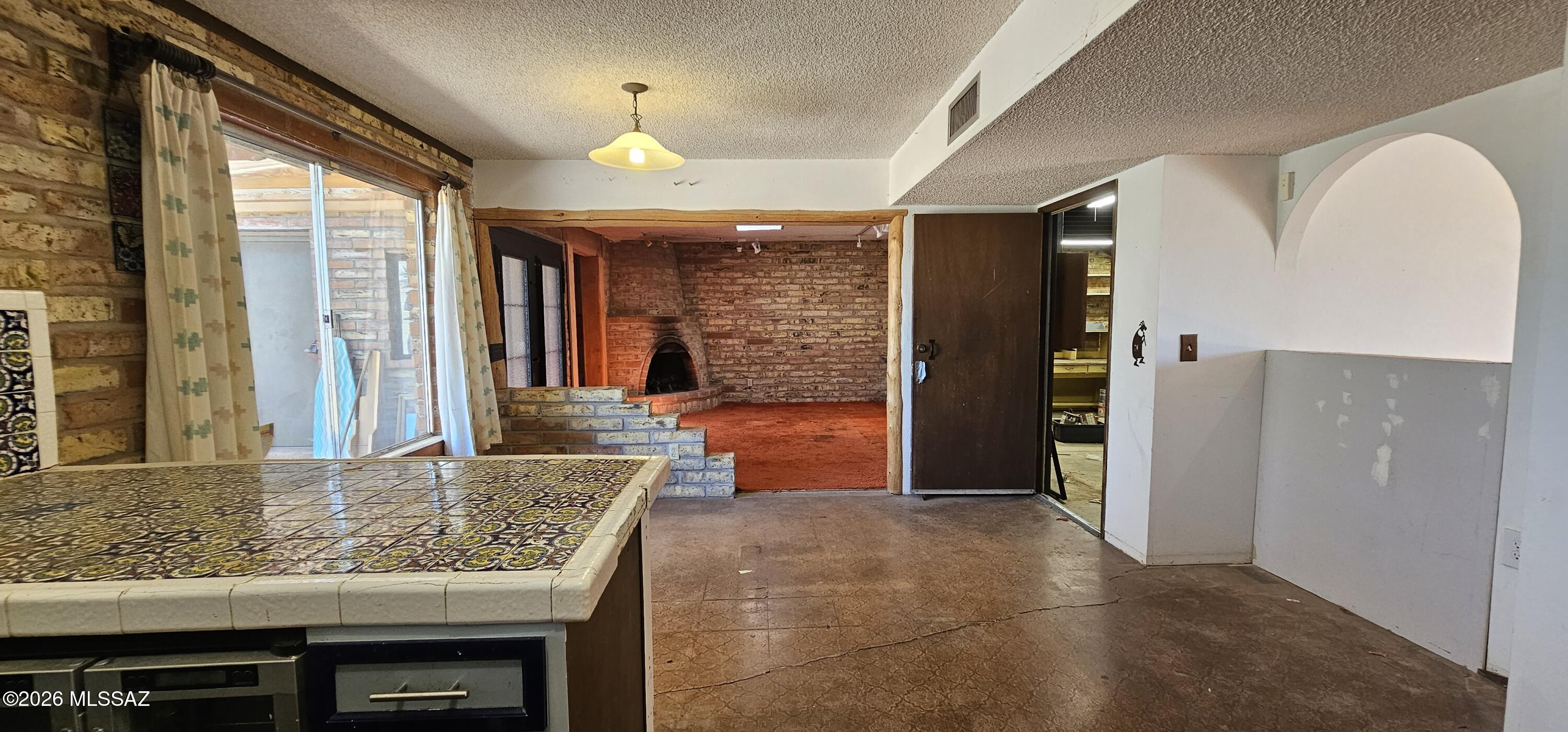 4441 North Sanders Road Tucson, AZ 85743 - Photo 8 of 40 Kitchen-angle2
