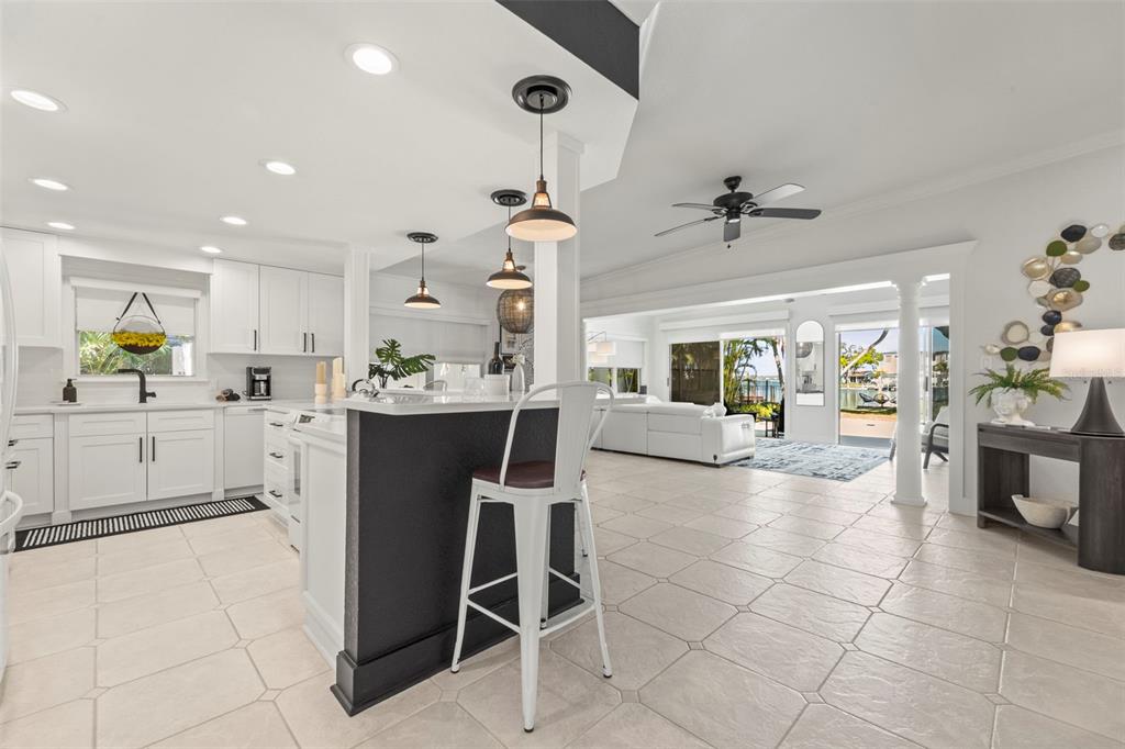 402 161st Avenue Redington Beach, FL 33708 - Photo 3 of 55