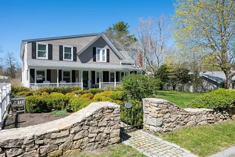 $1,699,000 | 39 Ryder Lane, Marion, MA 02738
