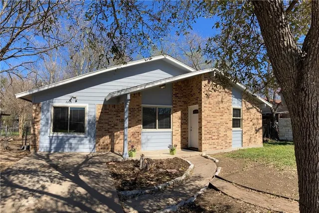 a view of a livingroom with a fireplace