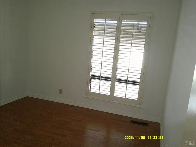 $3,500 | 390 South Almond Street, Dixon, CA 95620