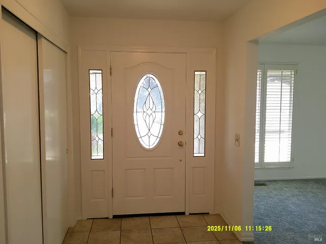 $3,500 | 390 South Almond Street, Dixon, CA 95620