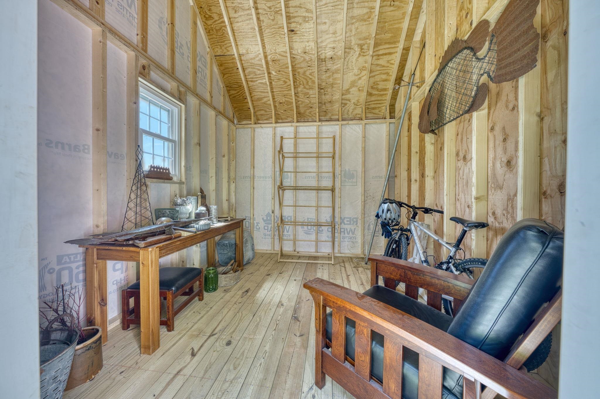 2494 North Setterbo Road Suttons Bay, MI 49682 - Photo 34 of 61 1934024-44b416f8-6d2f-4609-9014-a15ebe42066c.JPG
