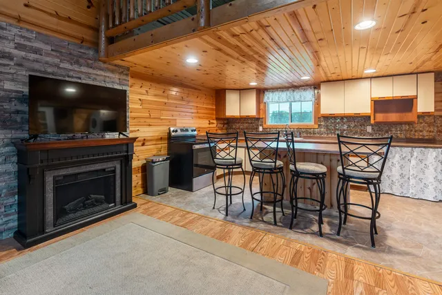 $234,900 | 58877 Sudden Valley View Road, Eastman, WI 54626