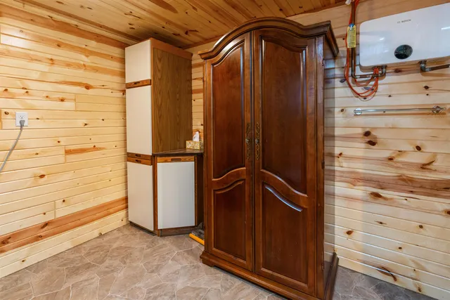 $234,900 | 58877 Sudden Valley View Road, Eastman, WI 54626