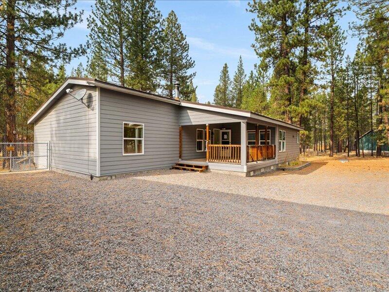 152382 Wagon Trail Road La Pine, OR 97739 - Photo 1 of 35 18-Exterior
