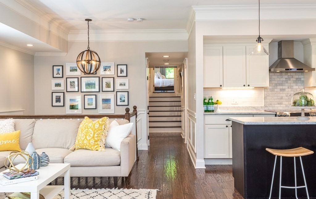 25 Melch Road Lynnfield, MA 01940 - Photo 2 of 42 Gallery Image 2