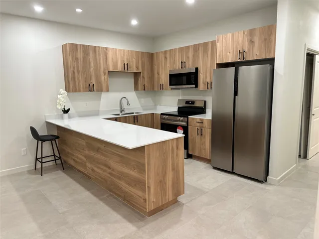 $1,700 | 4984 Alexa Road, Unit B, Brownsville, TX 78521