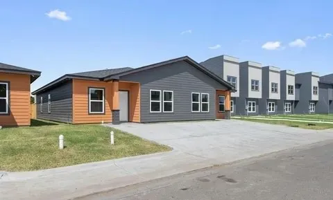 $1,700 | 4984 Alexa Road, Unit B, Brownsville, TX 78521