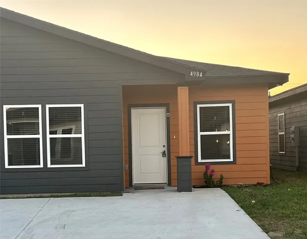 $1,700 | 4984 Alexa Road, Unit B, Brownsville, TX 78521