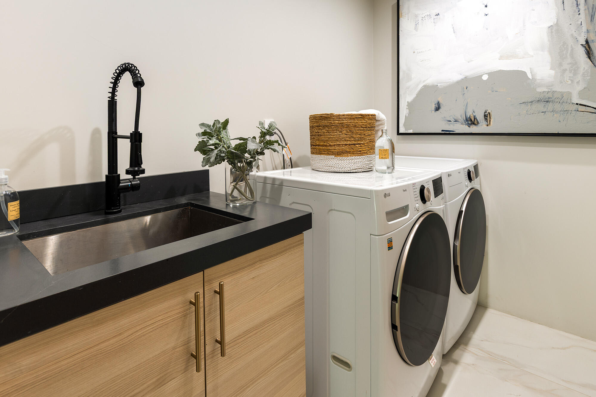 71501 Sahara Road Rancho Mirage, CA 92270 - Photo 19 of 29 laundry Web