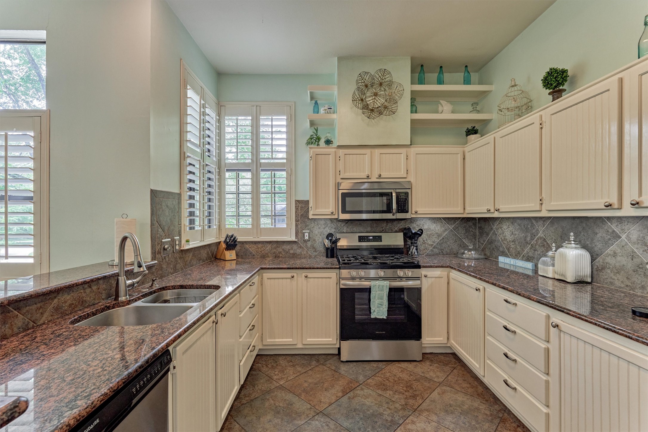 26 Twisted Birch Pl Court Spring, TX 77381 - Photo 23 of 47