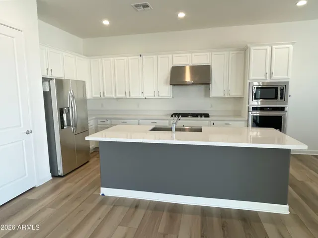 $2,695 | 19772 Exeter Boulevard, Litchfield Park, AZ 85340