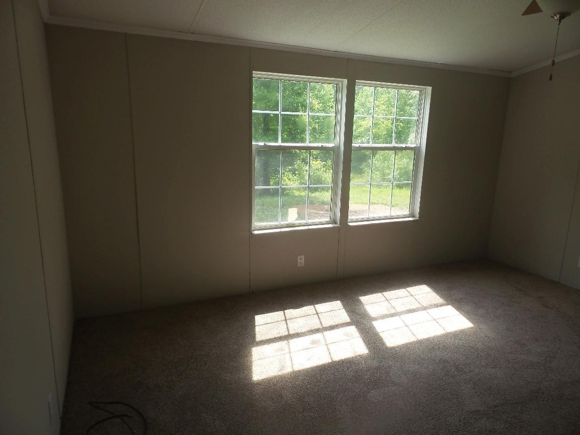 150 Jack Litton Road Huntsville, TN 37756 - Photo 8 of 27 Gallery Image 8