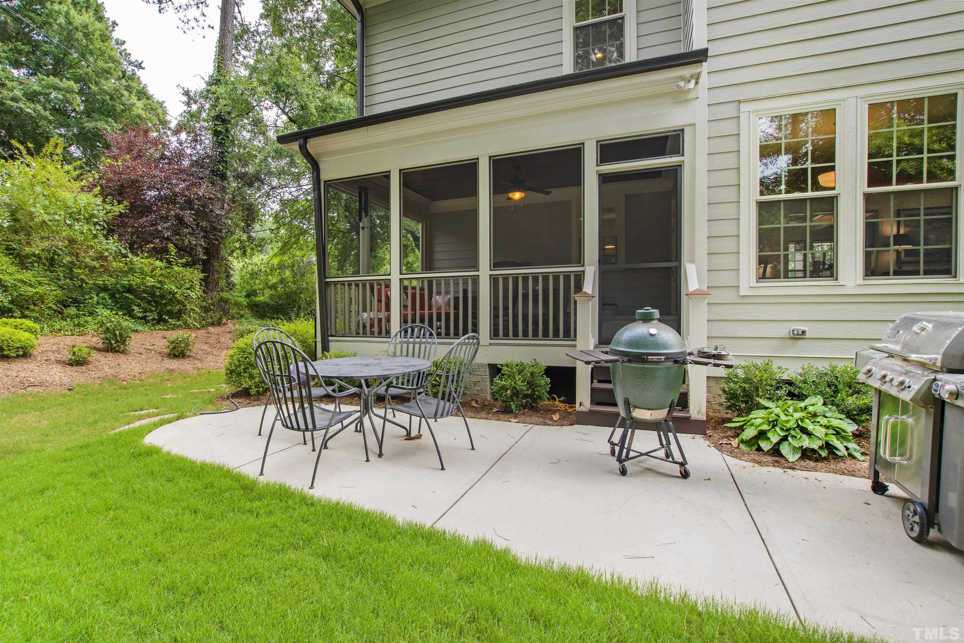 3205 Plantation Road Raleigh, NC 27609 - Photo 37 of 39 a garden view with a seating space